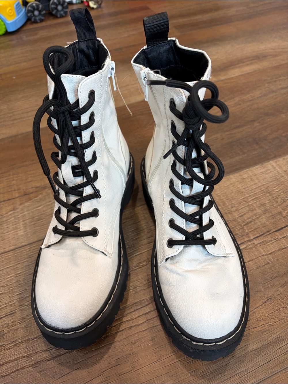 Sincerly Jules White Lace-Up Combat Boots with Black Laces